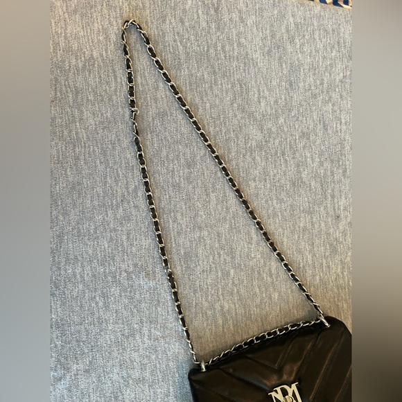 Badgley Mischka Women’s Mini Chevron Crossbody Bag‎ Black Quilted Faux Leather - Picture 12 of 16